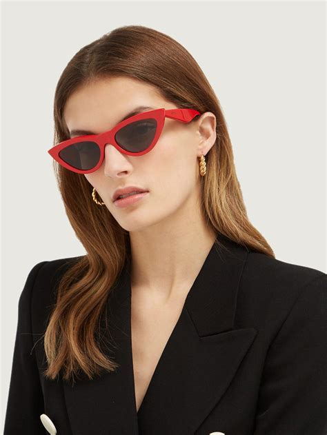 red thin cat eye sunglasses